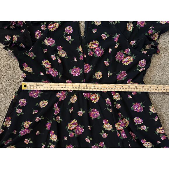 Torrid Black Floral Cold Shoulder Keyhole Dress Size 12 RomanticGoth GardenParty - Picture 8 of 9